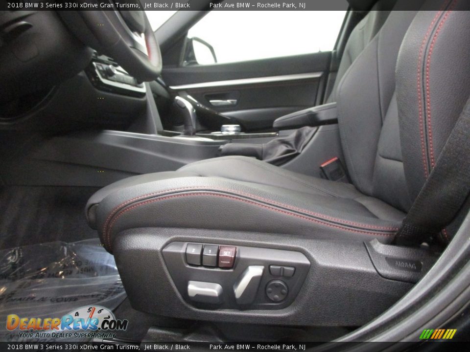 2018 BMW 3 Series 330i xDrive Gran Turismo Jet Black / Black Photo #12