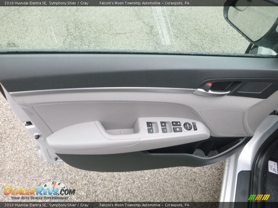 Door Panel of 2019 Hyundai Elantra SE Photo #11