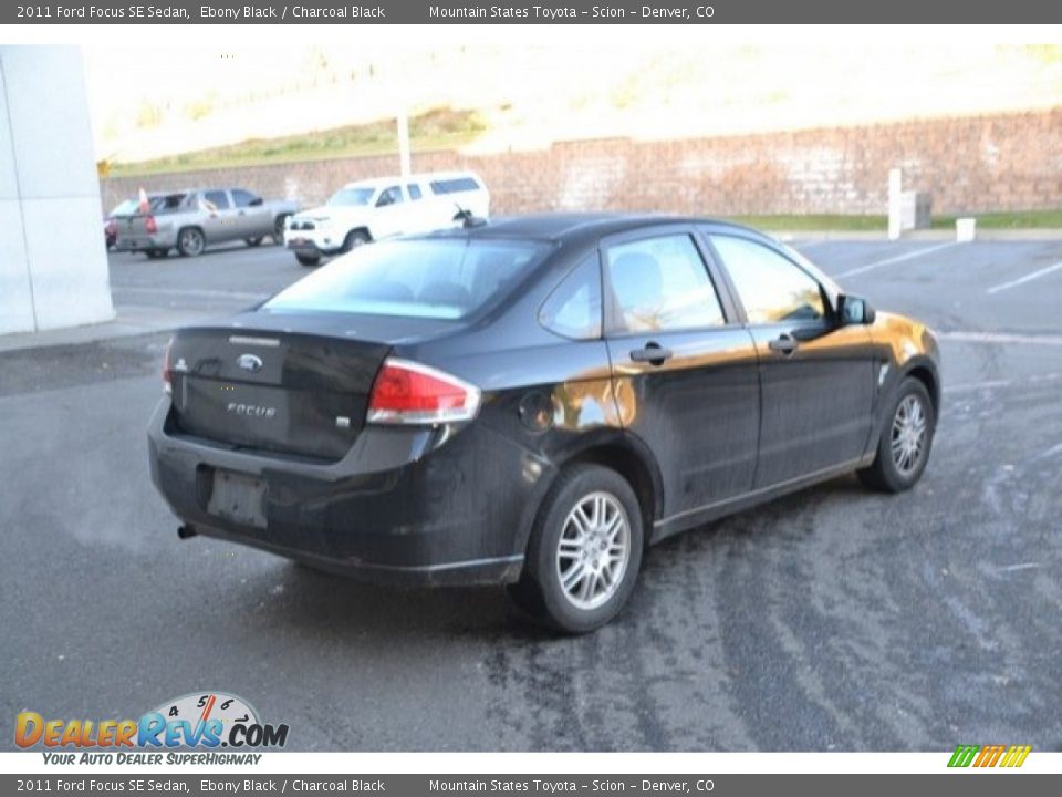 2011 Ford Focus SE Sedan Ebony Black / Charcoal Black Photo #6