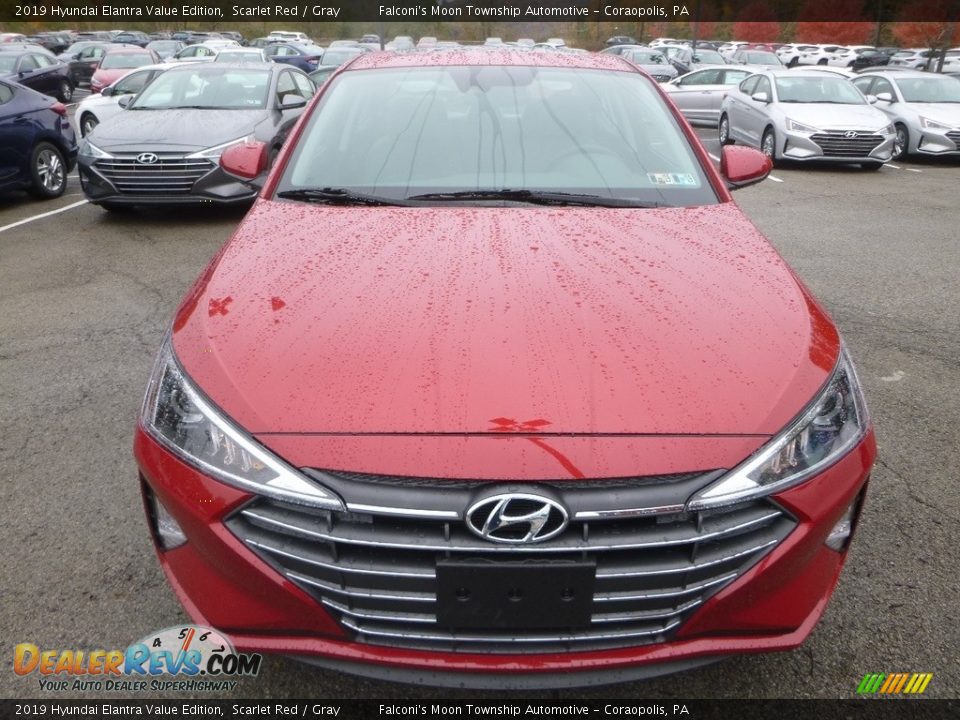 2019 Hyundai Elantra Value Edition Scarlet Red / Gray Photo #4