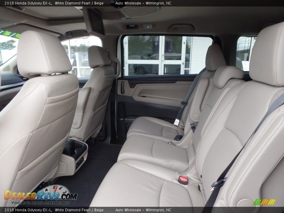 2018 Honda Odyssey EX-L White Diamond Pearl / Beige Photo #12