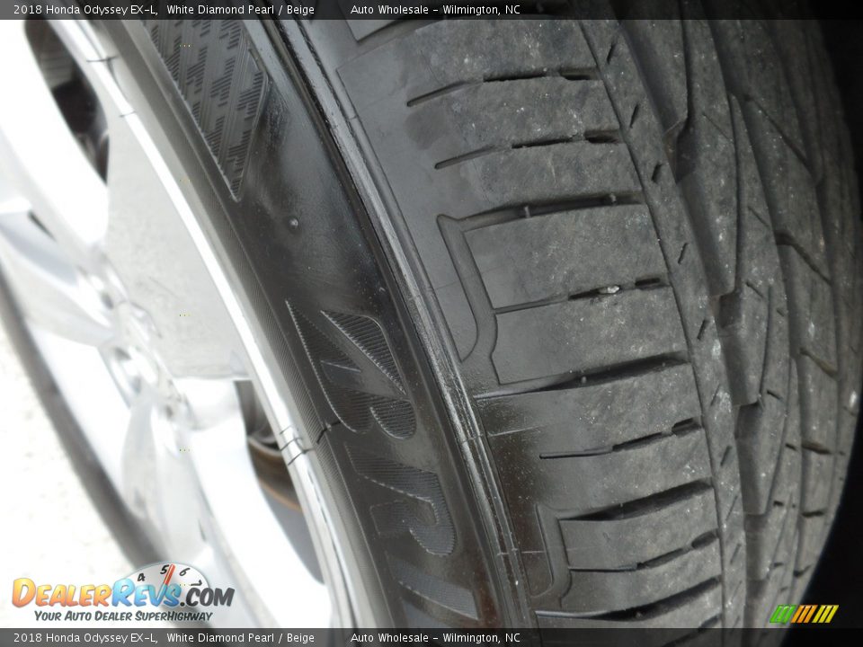 2018 Honda Odyssey EX-L White Diamond Pearl / Beige Photo #20