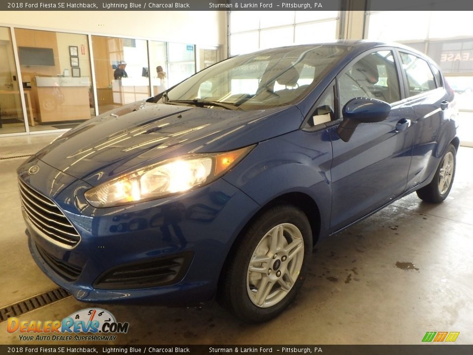 2018 Ford Fiesta SE Hatchback Lightning Blue / Charcoal Black Photo #4