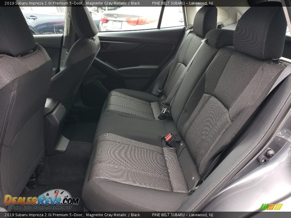 2019 Subaru Impreza 2.0i Premium 5-Door Magnetite Gray Metallic / Black Photo #6