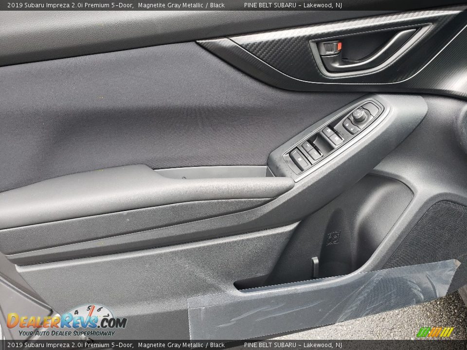 2019 Subaru Impreza 2.0i Premium 5-Door Magnetite Gray Metallic / Black Photo #8