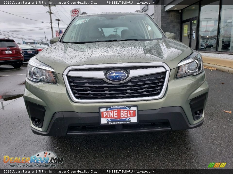 2019 Subaru Forester 2.5i Premium Jasper Green Metallic / Gray Photo #2