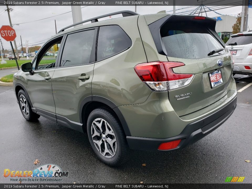 2019 Subaru Forester 2.5i Premium Jasper Green Metallic / Gray Photo #4