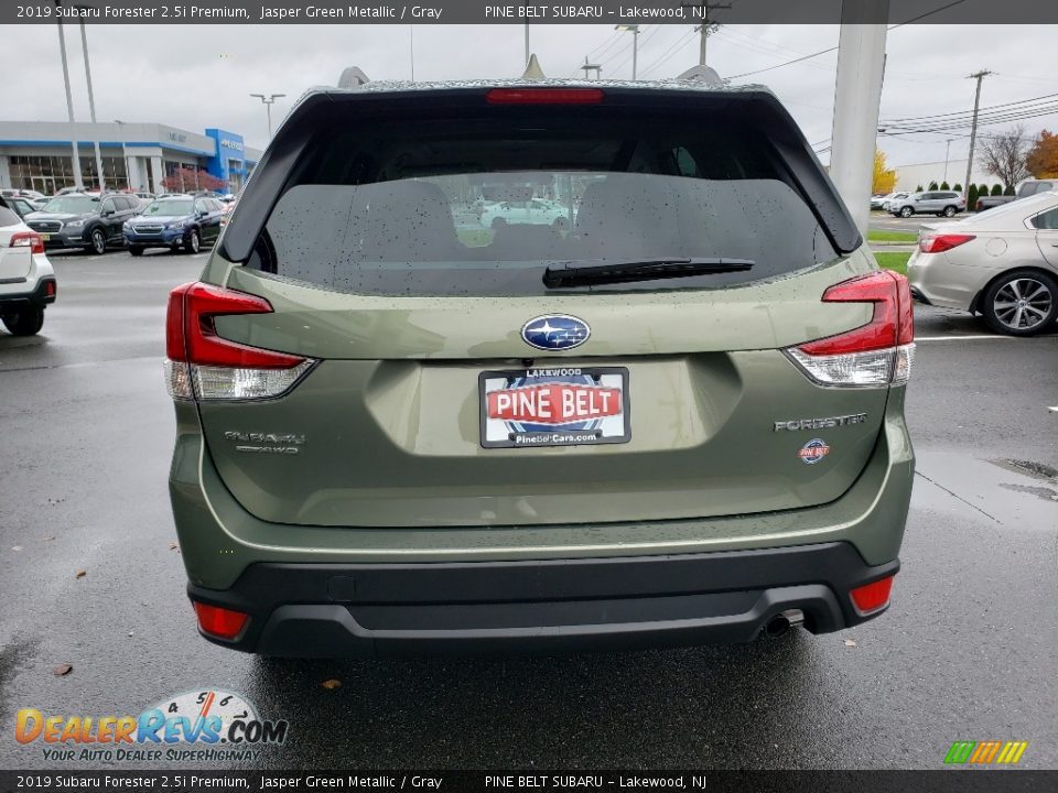 2019 Subaru Forester 2.5i Premium Jasper Green Metallic / Gray Photo #5