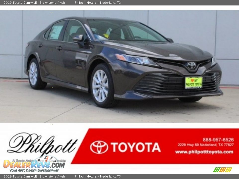 2019 Toyota Camry LE Brownstone / Ash Photo #1