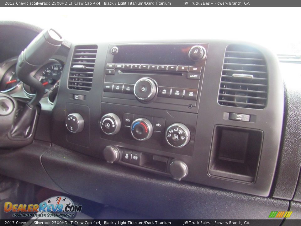 2013 Chevrolet Silverado 2500HD LT Crew Cab 4x4 Black / Light Titanium/Dark Titanium Photo #15
