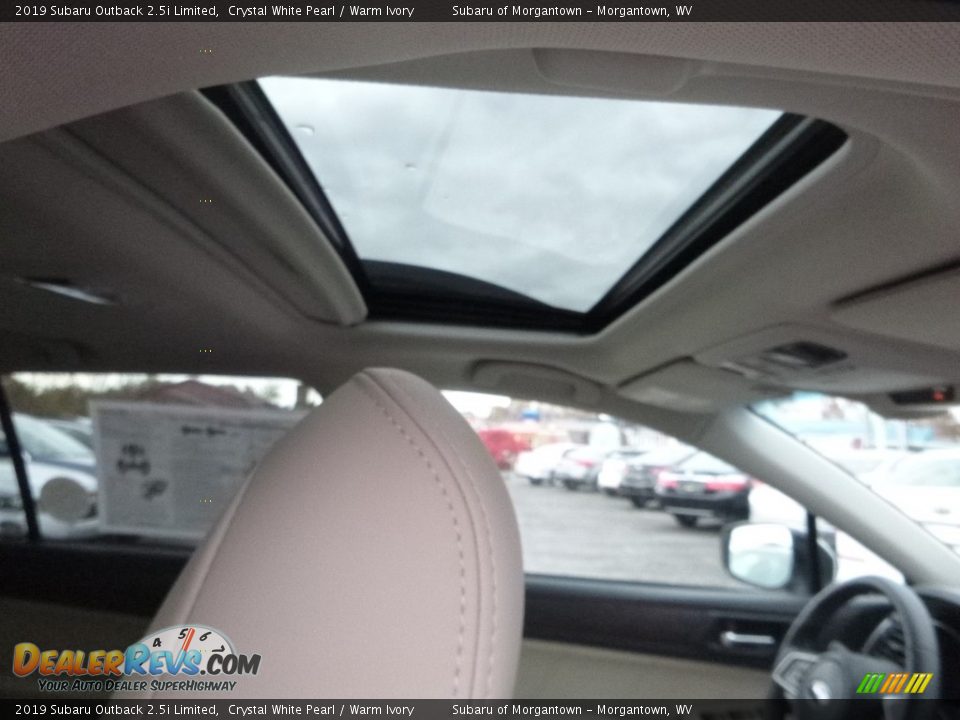 2019 Subaru Outback 2.5i Limited Crystal White Pearl / Warm Ivory Photo #12