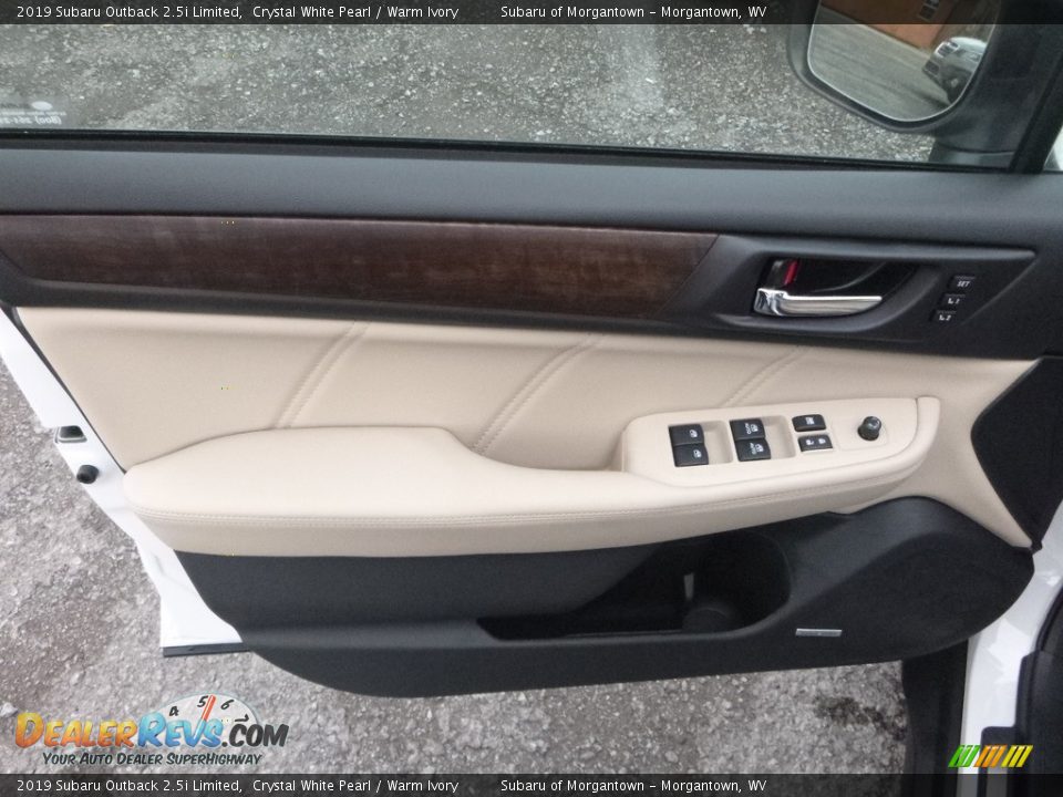 2019 Subaru Outback 2.5i Limited Crystal White Pearl / Warm Ivory Photo #13