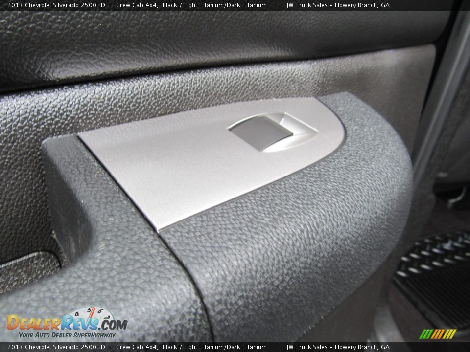 2013 Chevrolet Silverado 2500HD LT Crew Cab 4x4 Black / Light Titanium/Dark Titanium Photo #25