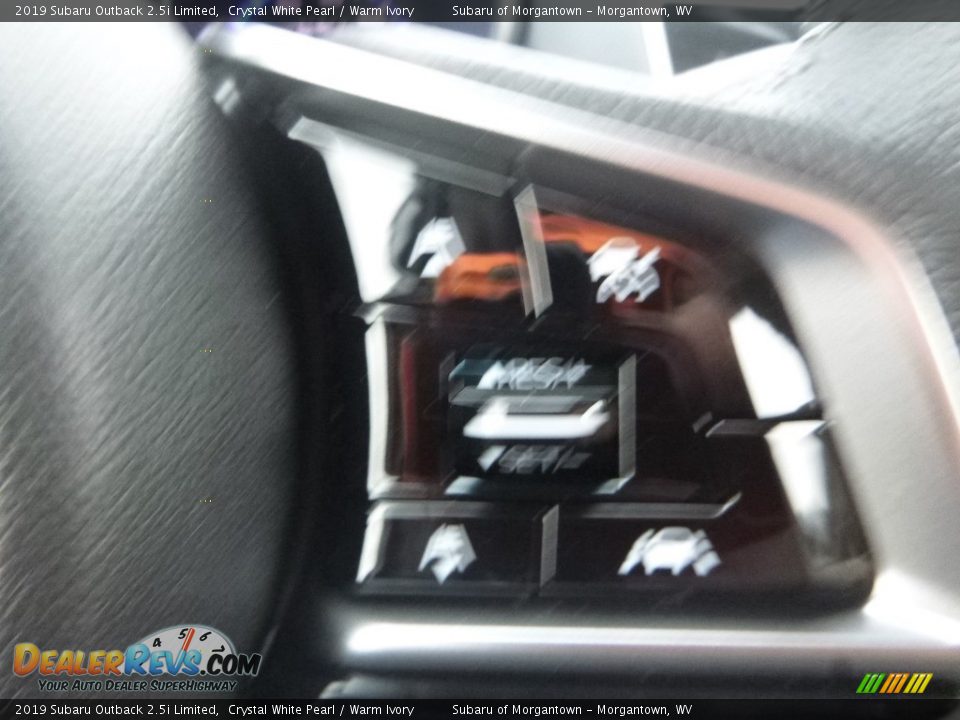 2019 Subaru Outback 2.5i Limited Crystal White Pearl / Warm Ivory Photo #19