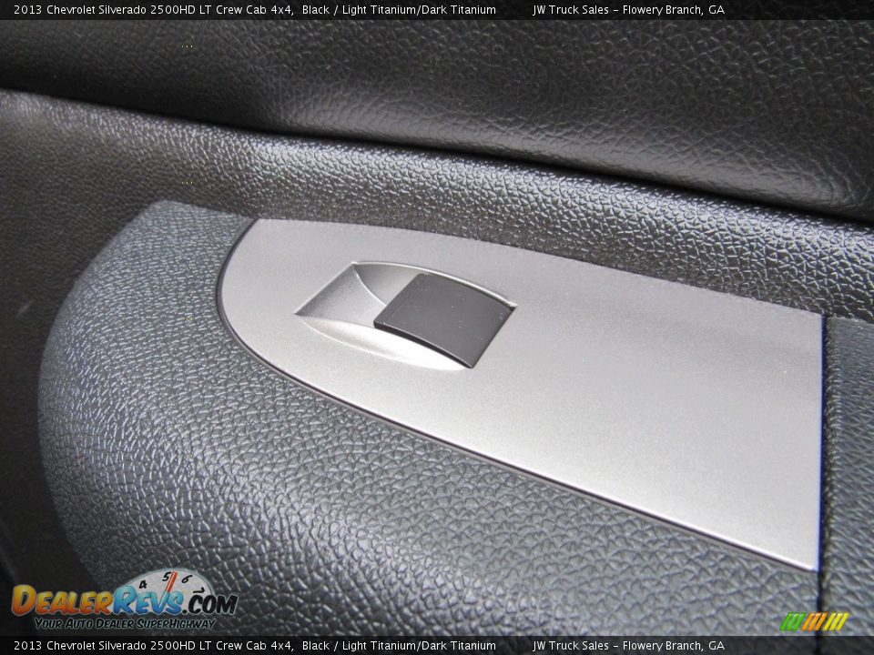 2013 Chevrolet Silverado 2500HD LT Crew Cab 4x4 Black / Light Titanium/Dark Titanium Photo #29