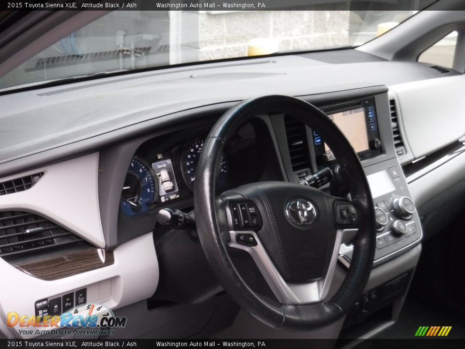 2015 Toyota Sienna XLE Attitude Black / Ash Photo #11