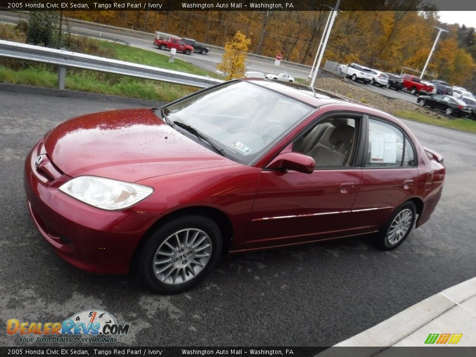 2005 Honda Civic EX Sedan Tango Red Pearl / Ivory Photo #7