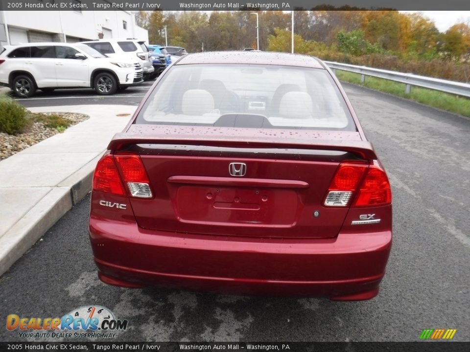 2005 Honda Civic EX Sedan Tango Red Pearl / Ivory Photo #8