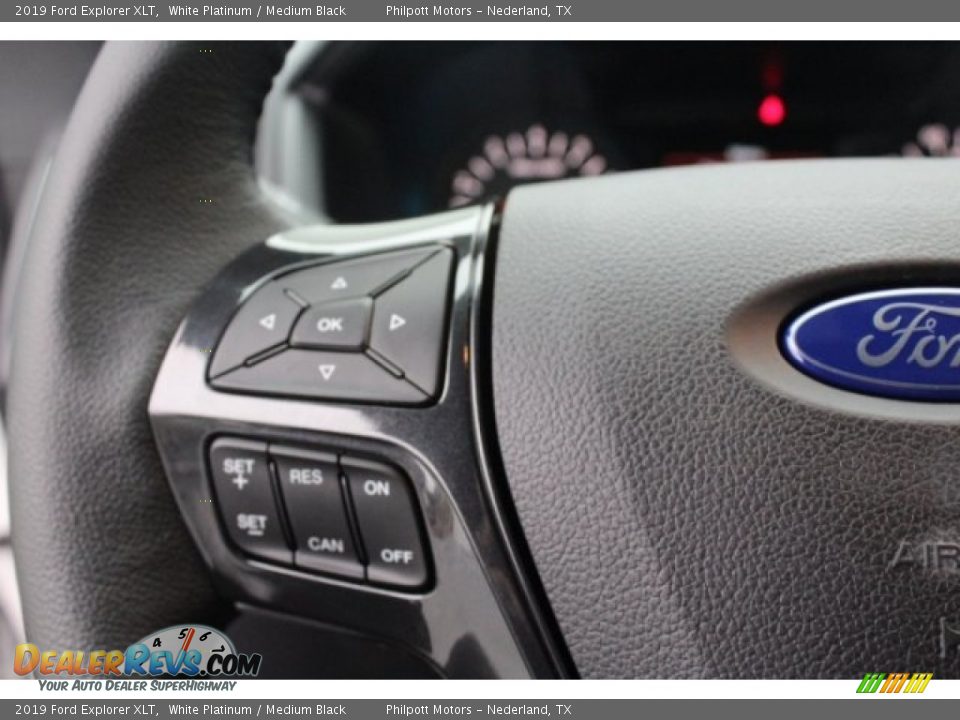 2019 Ford Explorer XLT Steering Wheel Photo #19