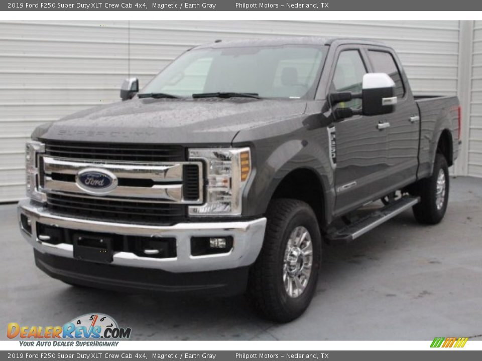 2019 Ford F250 Super Duty XLT Crew Cab 4x4 Magnetic / Earth Gray Photo #3