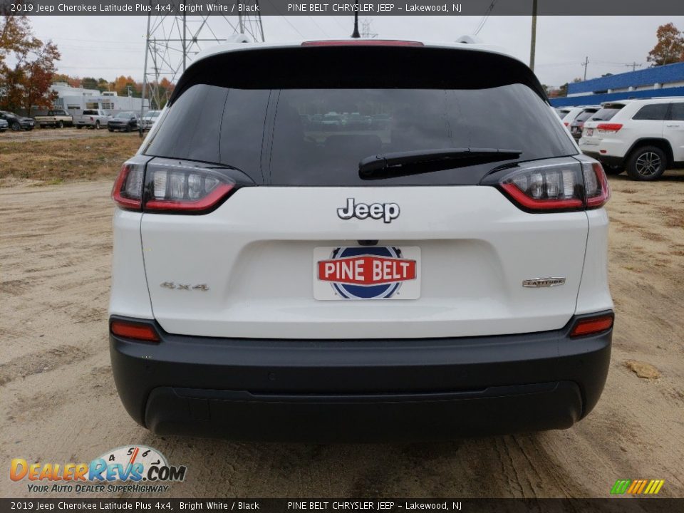 2019 Jeep Cherokee Latitude Plus 4x4 Bright White / Black Photo #5