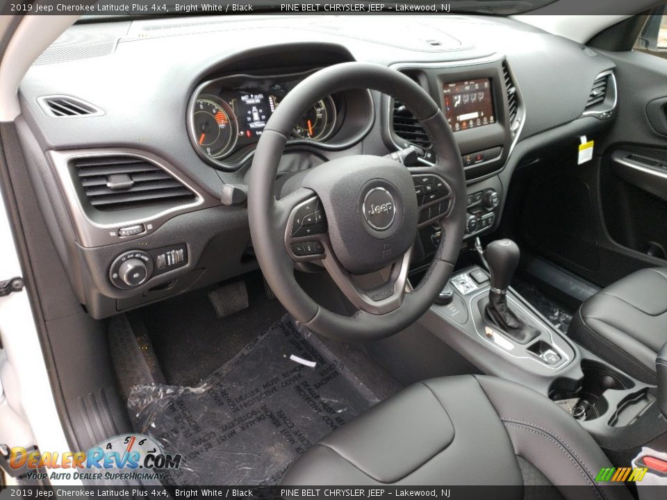 2019 Jeep Cherokee Latitude Plus 4x4 Bright White / Black Photo #8