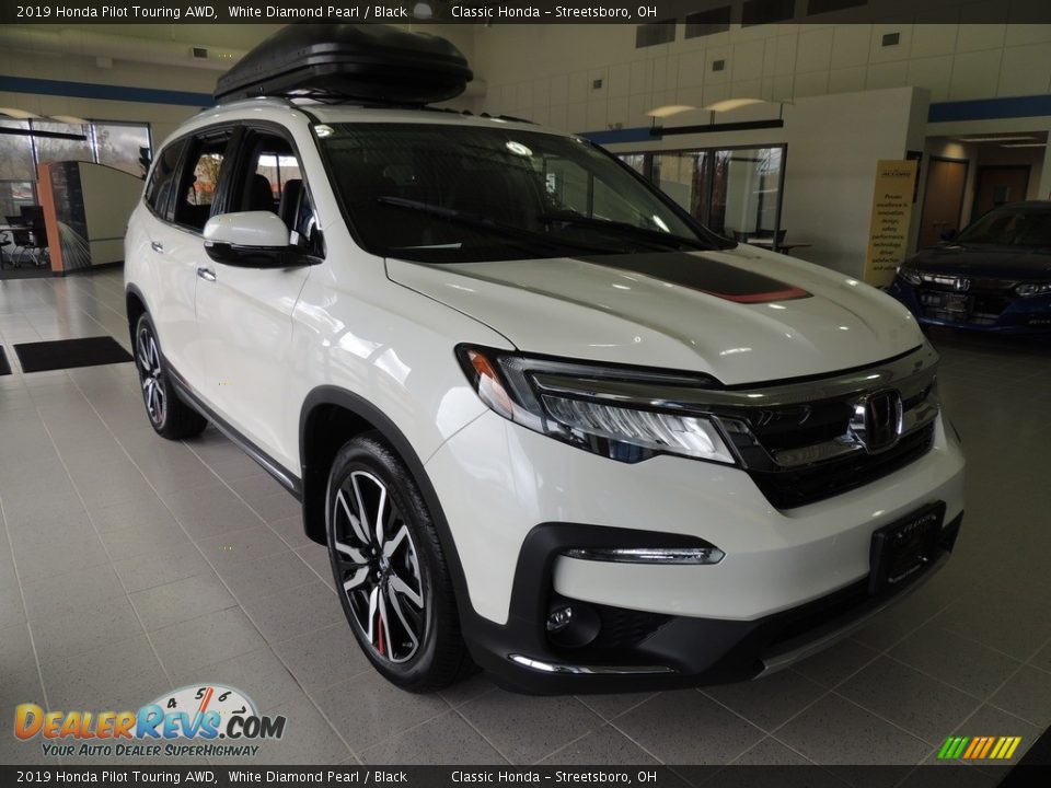 2019 Honda Pilot Touring AWD White Diamond Pearl / Black Photo #2