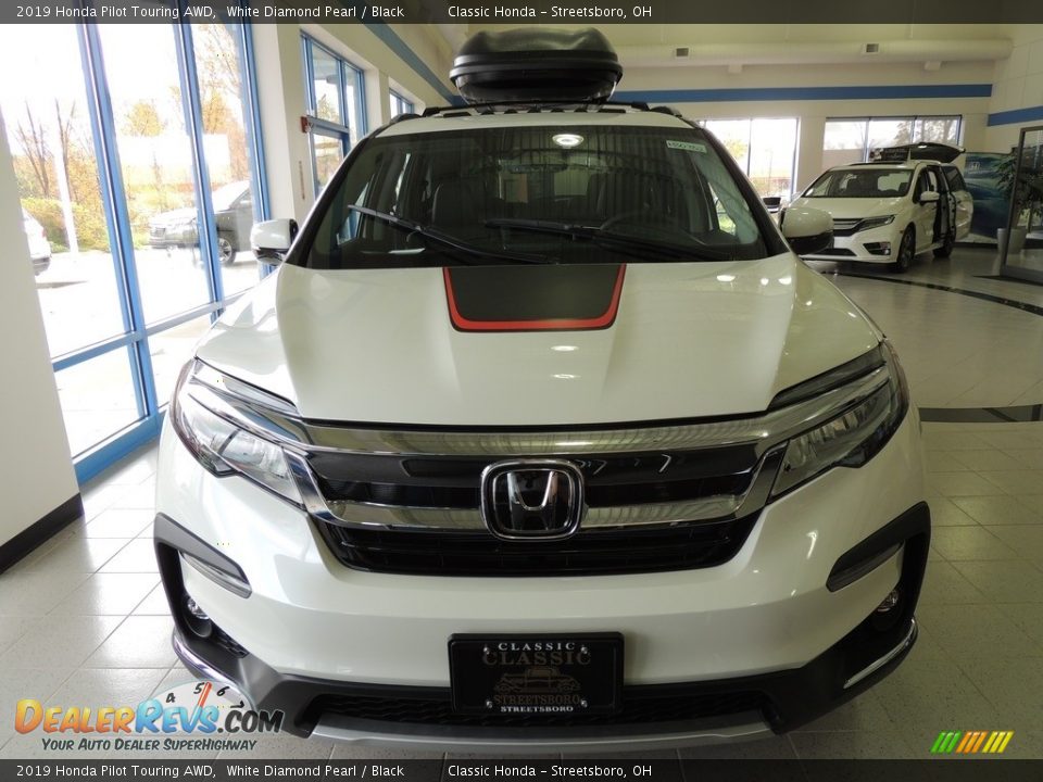 2019 Honda Pilot Touring AWD White Diamond Pearl / Black Photo #3