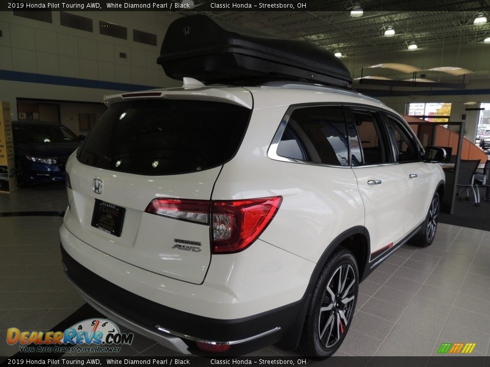 2019 Honda Pilot Touring AWD White Diamond Pearl / Black Photo #4