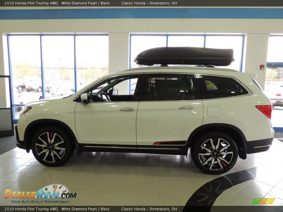 2019 Honda Pilot Touring AWD White Diamond Pearl / Black Photo #7