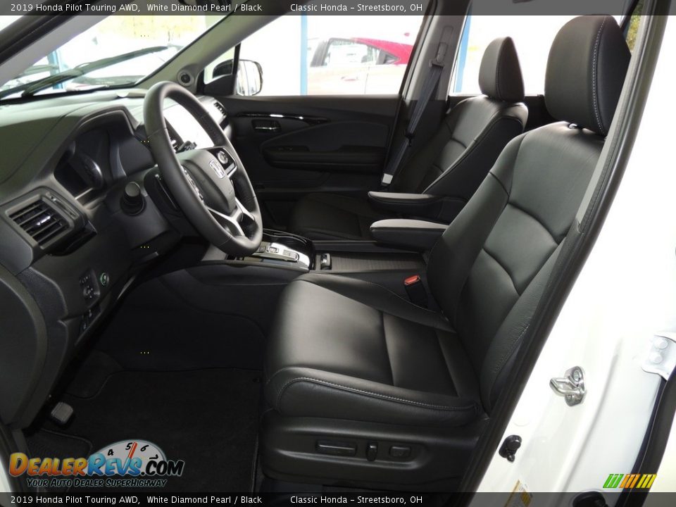 2019 Honda Pilot Touring AWD White Diamond Pearl / Black Photo #11
