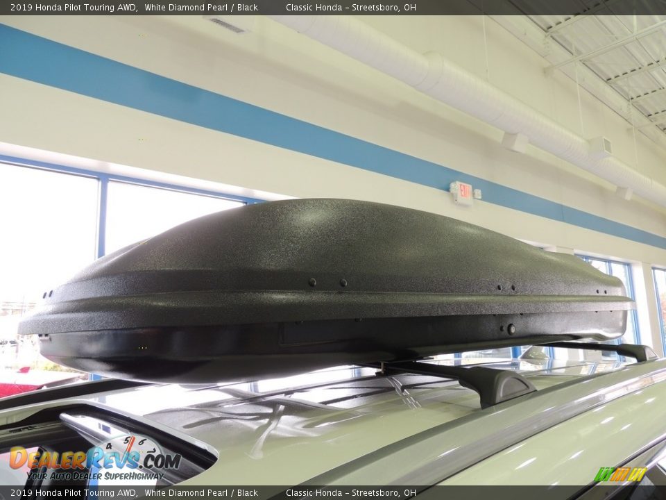 2019 Honda Pilot Touring AWD White Diamond Pearl / Black Photo #19