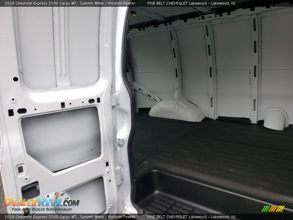 2018 Chevrolet Express 2500 Cargo WT Summit White / Medium Pewter Photo #14