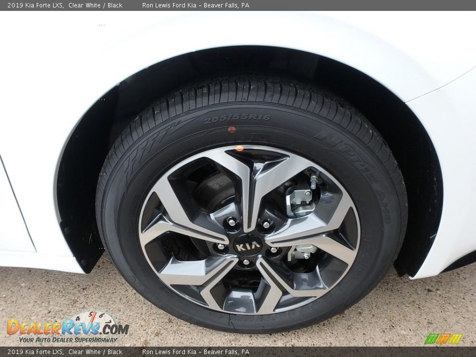 2019 Kia Forte LXS Wheel Photo #9