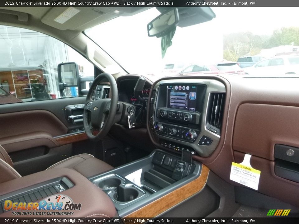 2019 Chevrolet Silverado 2500HD High Country Crew Cab 4WD Black / High Country Saddle Photo #4