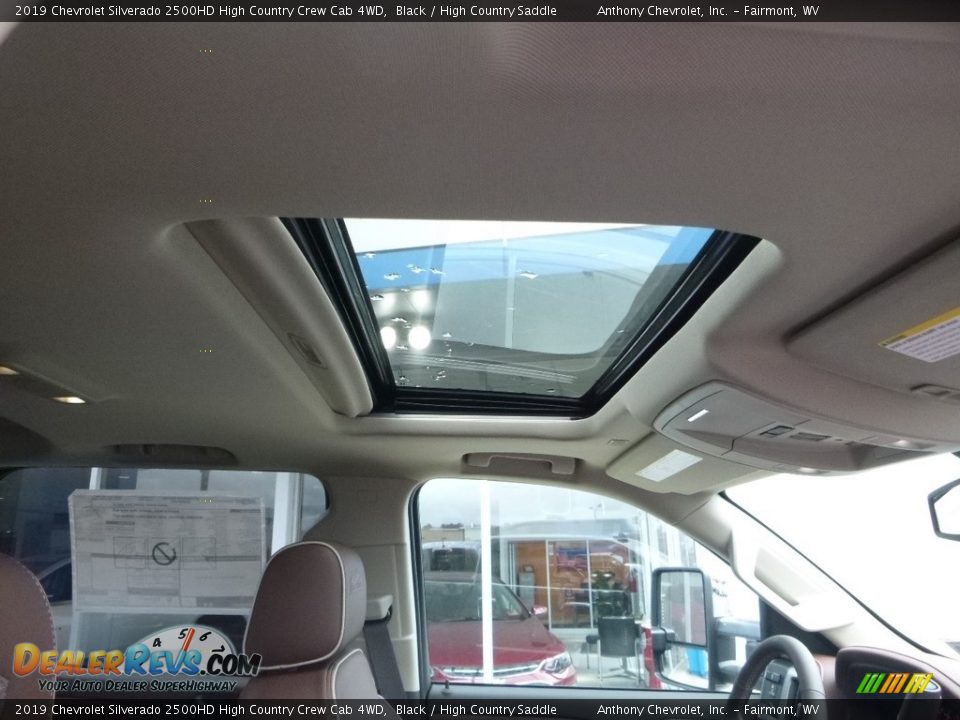 2019 Chevrolet Silverado 2500HD High Country Crew Cab 4WD Black / High Country Saddle Photo #5