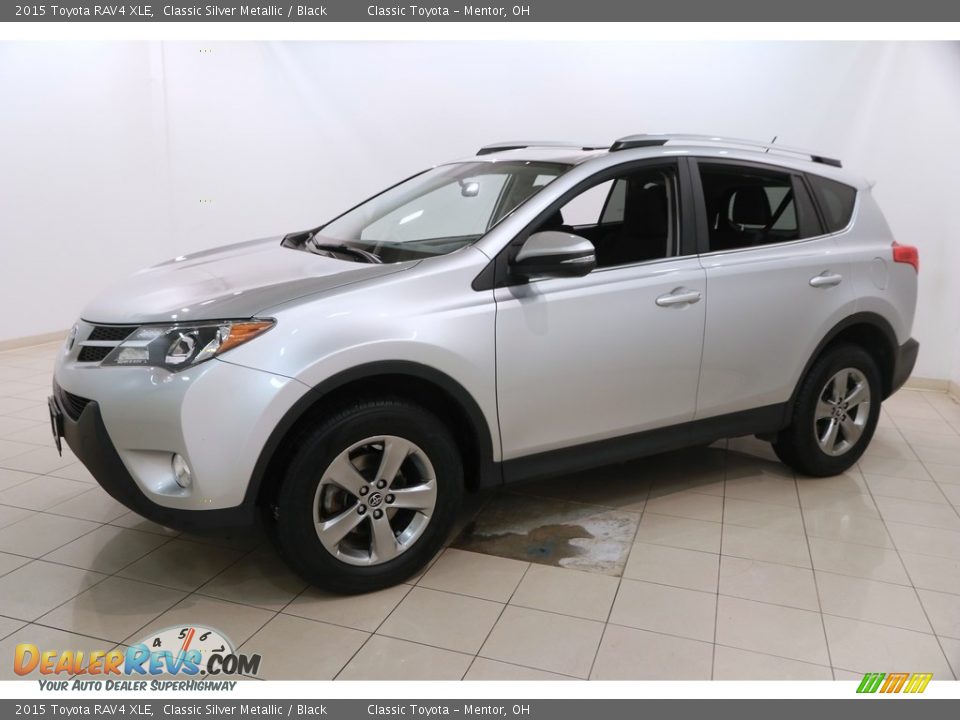2015 Toyota RAV4 XLE Classic Silver Metallic / Black Photo #3