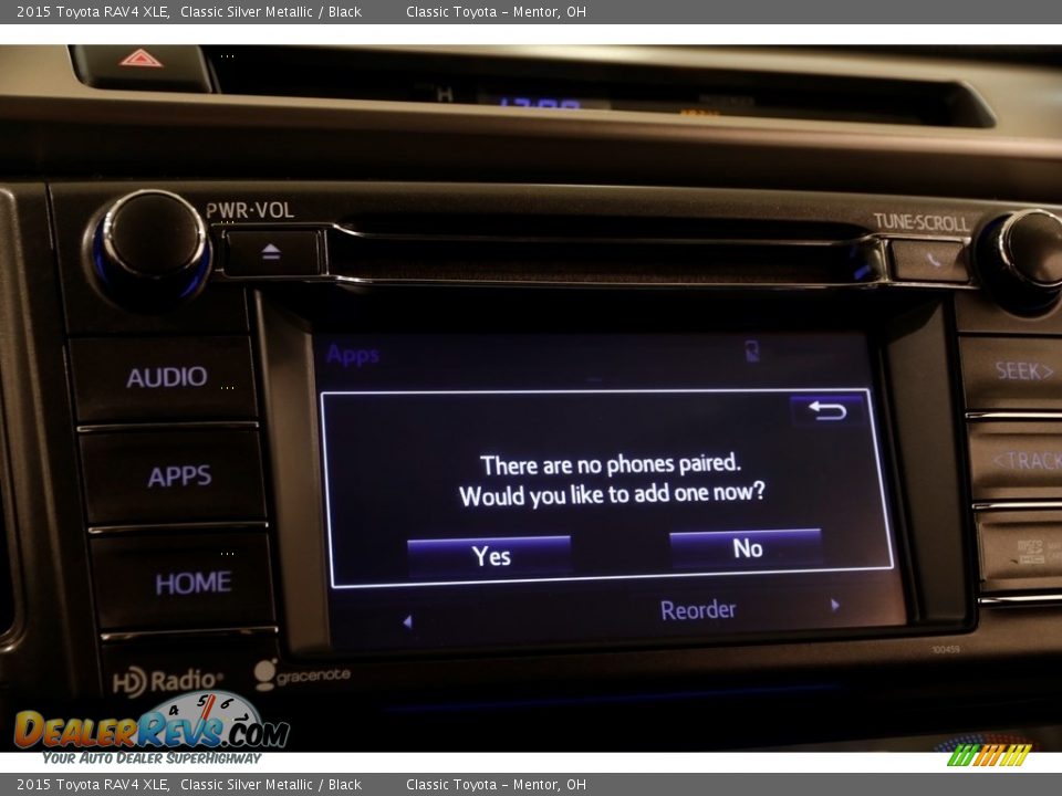 2015 Toyota RAV4 XLE Classic Silver Metallic / Black Photo #11