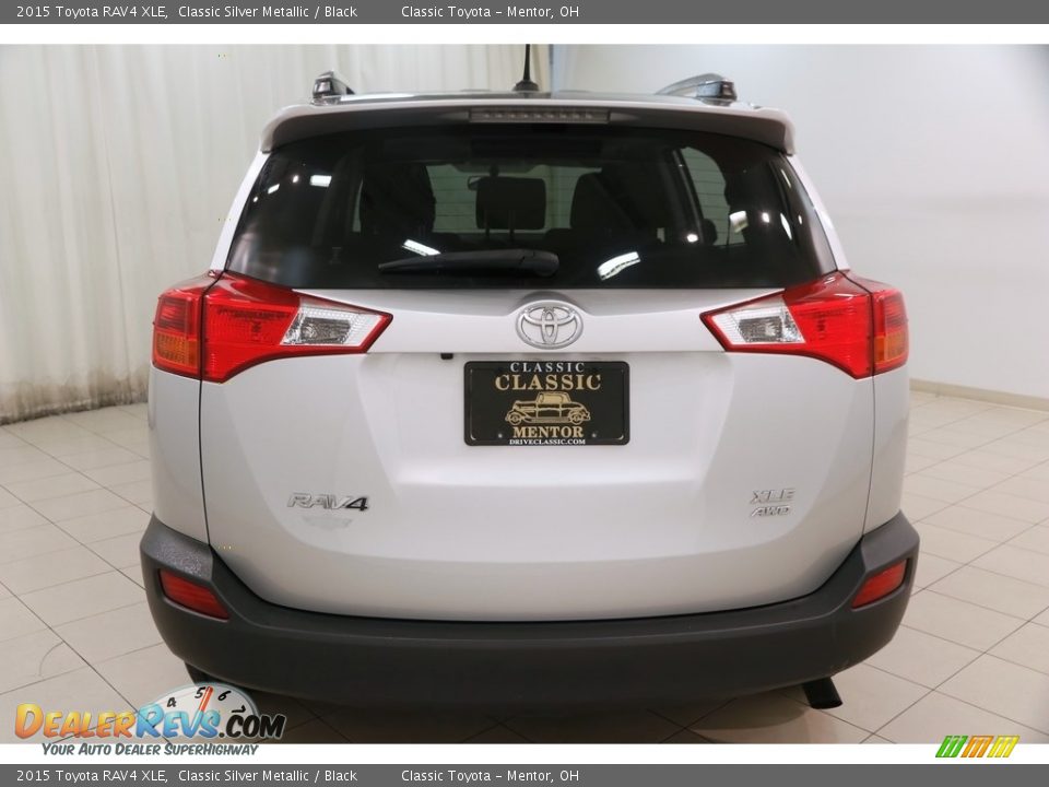 2015 Toyota RAV4 XLE Classic Silver Metallic / Black Photo #16