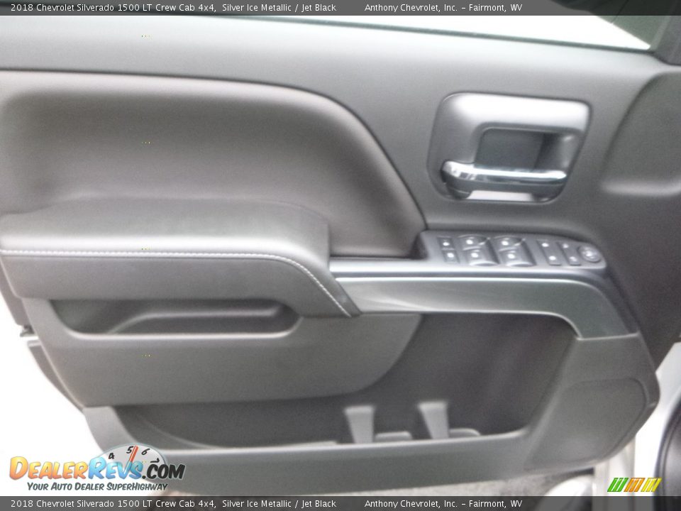 2018 Chevrolet Silverado 1500 LT Crew Cab 4x4 Silver Ice Metallic / Jet Black Photo #11