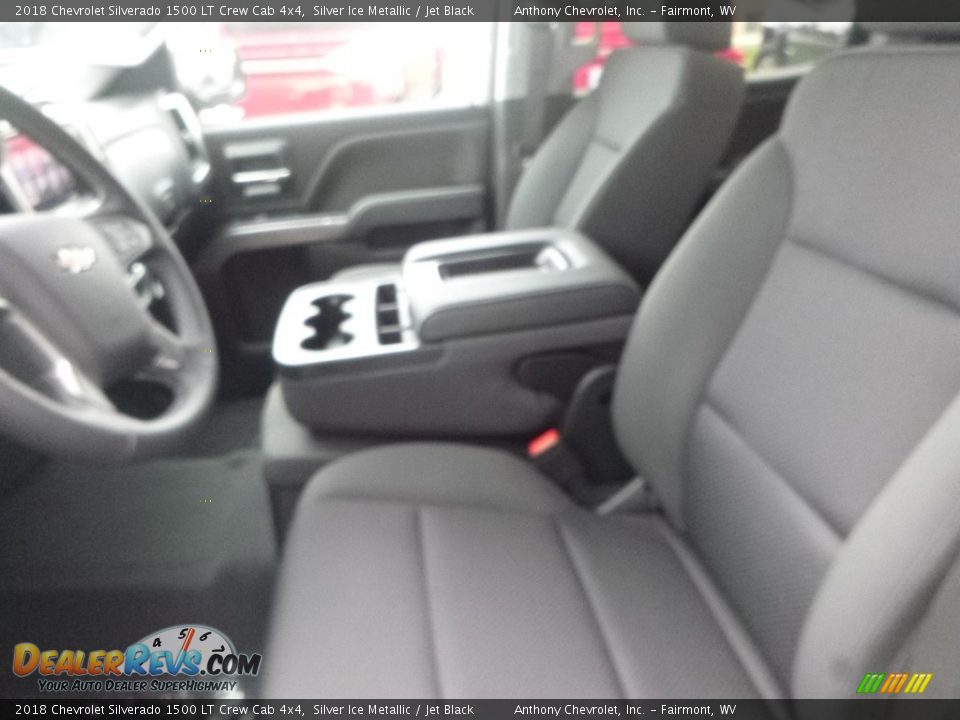 2018 Chevrolet Silverado 1500 LT Crew Cab 4x4 Silver Ice Metallic / Jet Black Photo #12