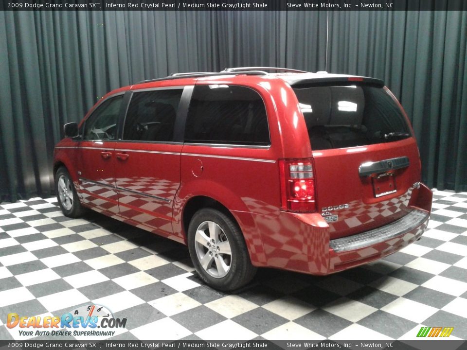 2009 Dodge Grand Caravan SXT Inferno Red Crystal Pearl / Medium Slate Gray/Light Shale Photo #8
