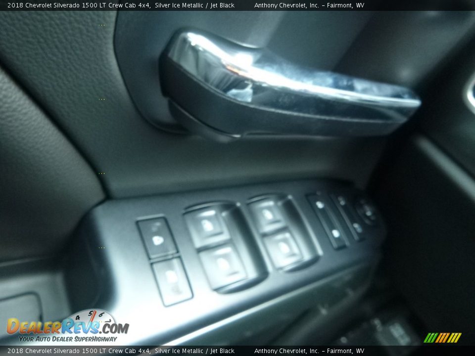 2018 Chevrolet Silverado 1500 LT Crew Cab 4x4 Silver Ice Metallic / Jet Black Photo #19