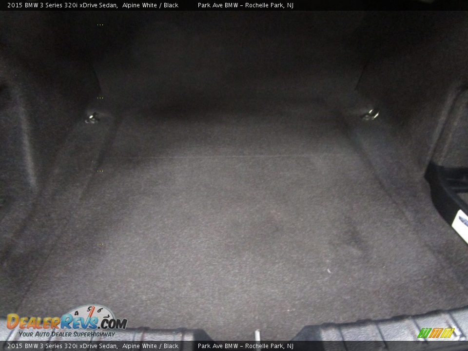 2015 BMW 3 Series 320i xDrive Sedan Alpine White / Black Photo #20