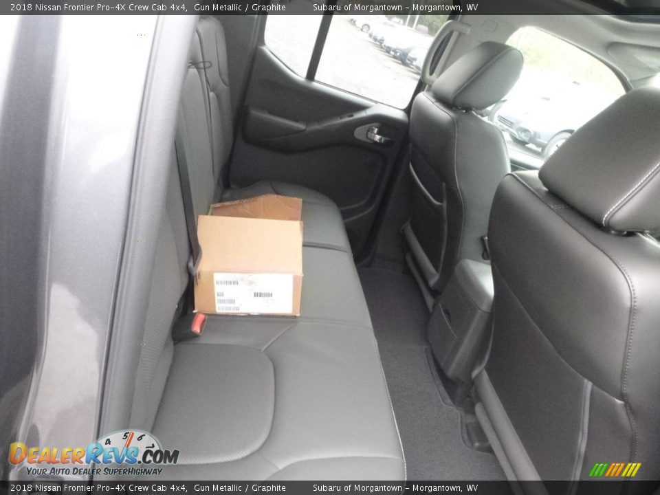 2018 Nissan Frontier Pro-4X Crew Cab 4x4 Gun Metallic / Graphite Photo #13