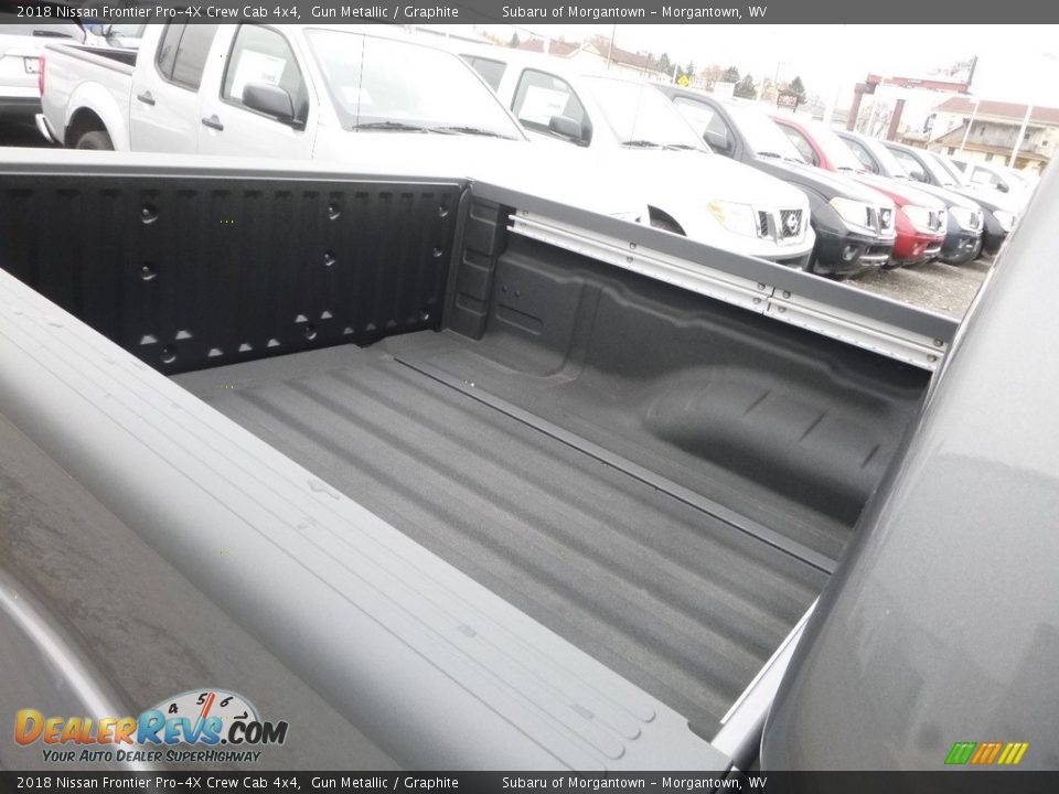 2018 Nissan Frontier Pro-4X Crew Cab 4x4 Gun Metallic / Graphite Photo #14