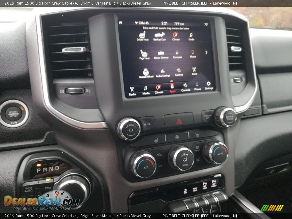 2019 Ram 1500 Big Horn Crew Cab 4x4 Bright Silver Metallic / Black/Diesel Gray Photo #10
