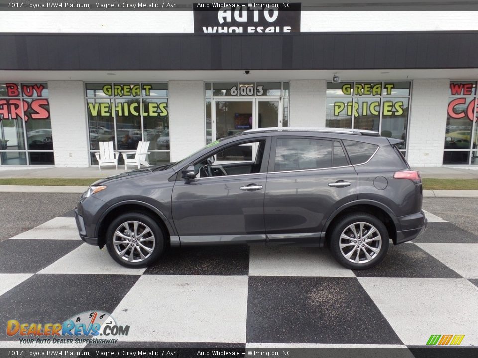 2017 Toyota RAV4 Platinum Magnetic Gray Metallic / Ash Photo #1
