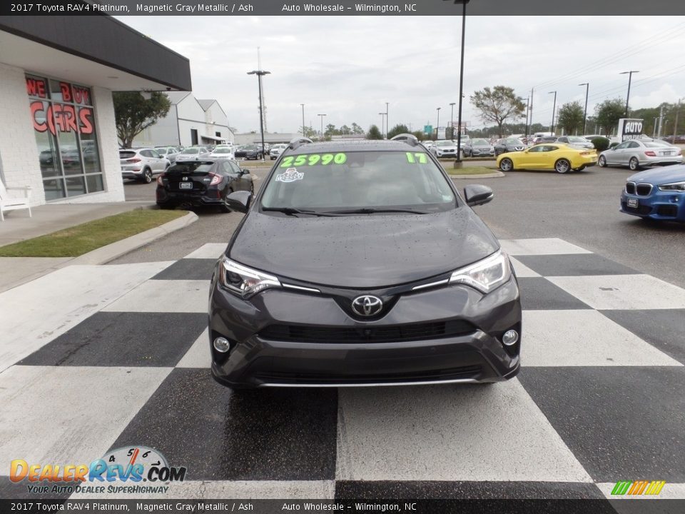 2017 Toyota RAV4 Platinum Magnetic Gray Metallic / Ash Photo #2