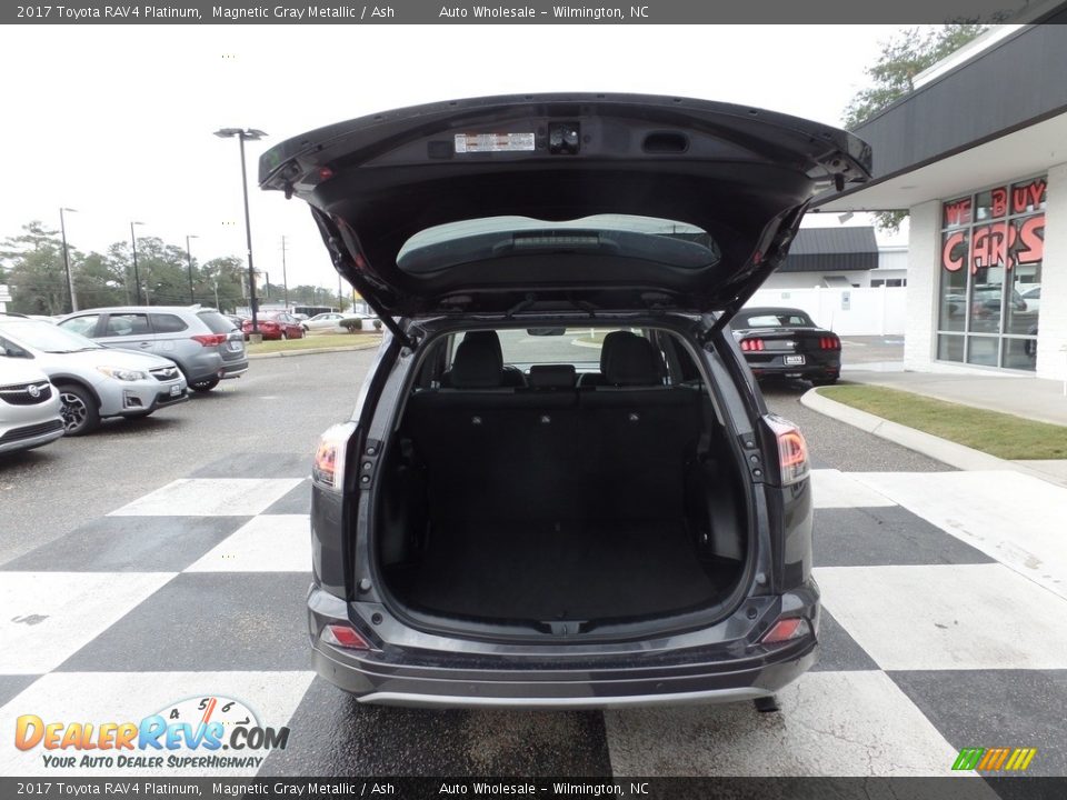 2017 Toyota RAV4 Platinum Magnetic Gray Metallic / Ash Photo #5